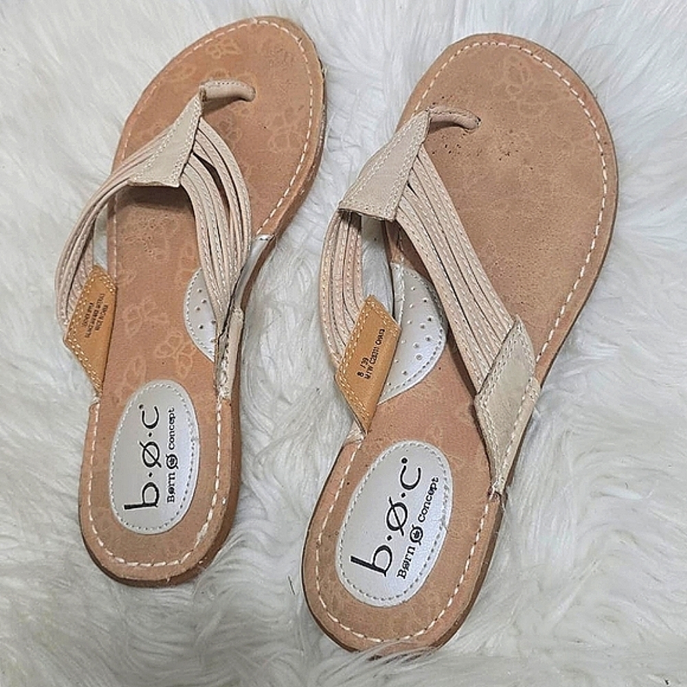 b.o.c Born Concepts Footbed Slip On Tan Sandals Size 8